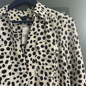 NWT polka dot spot Ann Taylor Camp Shirt